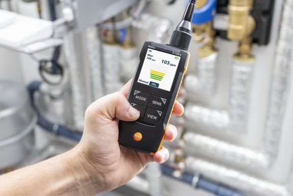 testo-515ex-heating-leak-detection-11.jpg